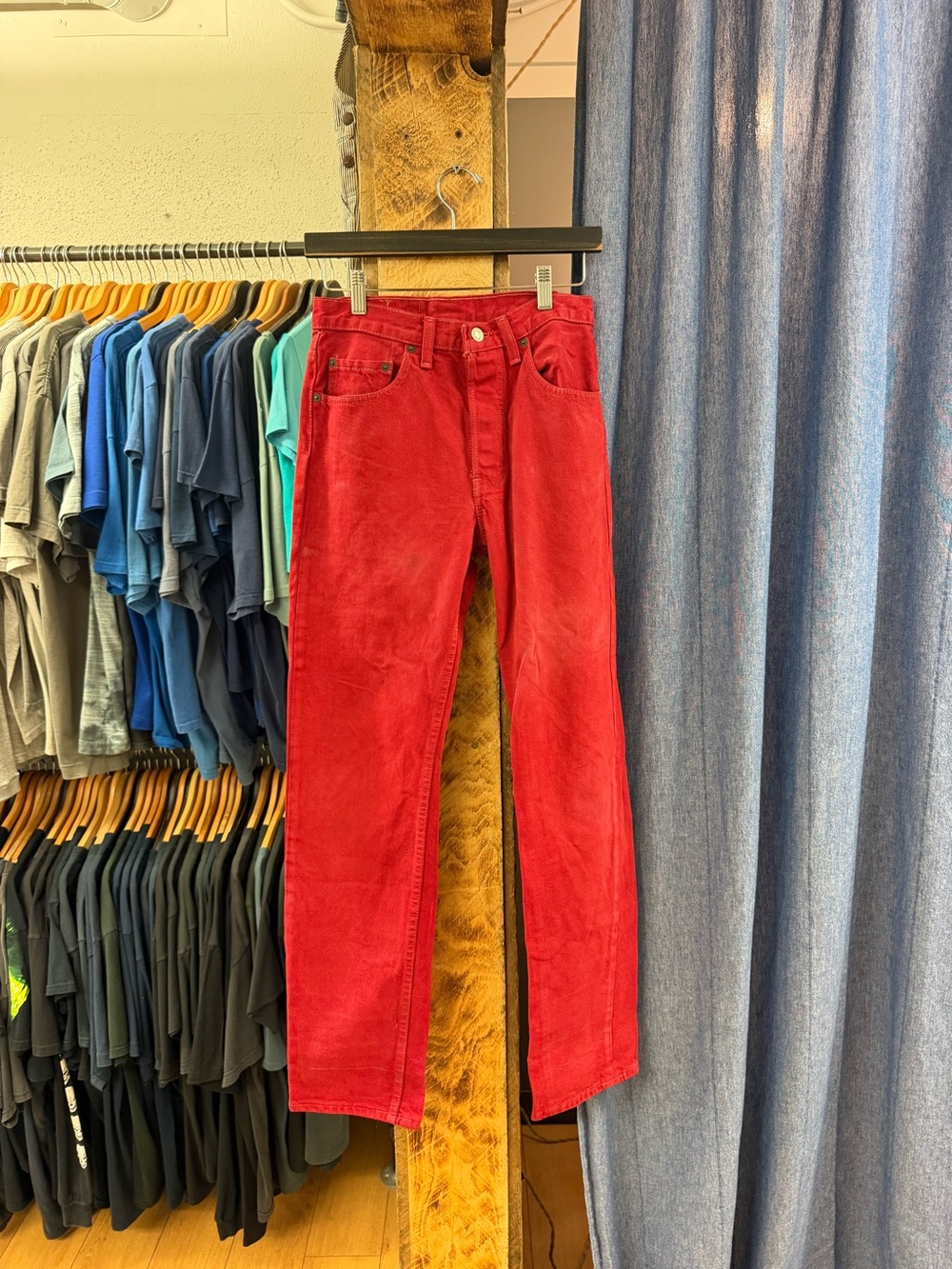 Vintage red Levi’s straight leg jeans